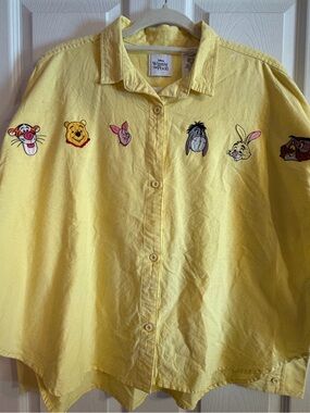 Vtg Disney Winnie the Pooh Embroidered Shirt Womens L Yellow Button Down